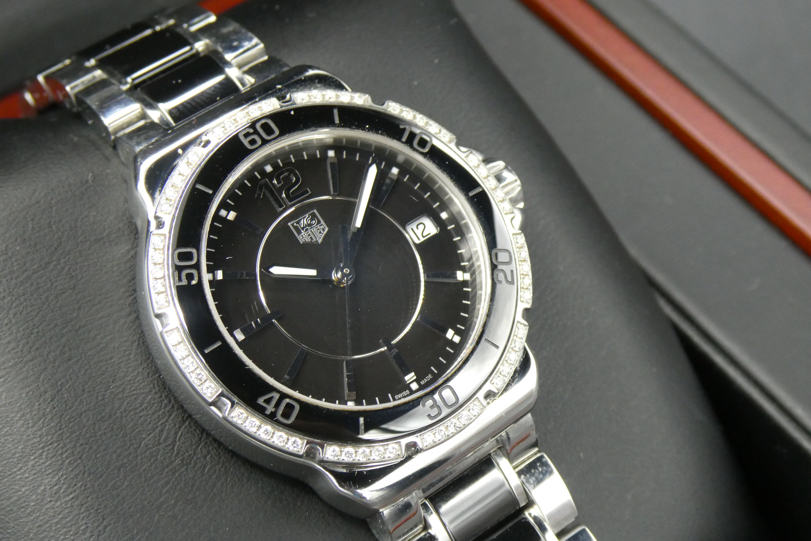Tag Heuer Formula 1 Quartz Ladies diamond bezel WAH1212