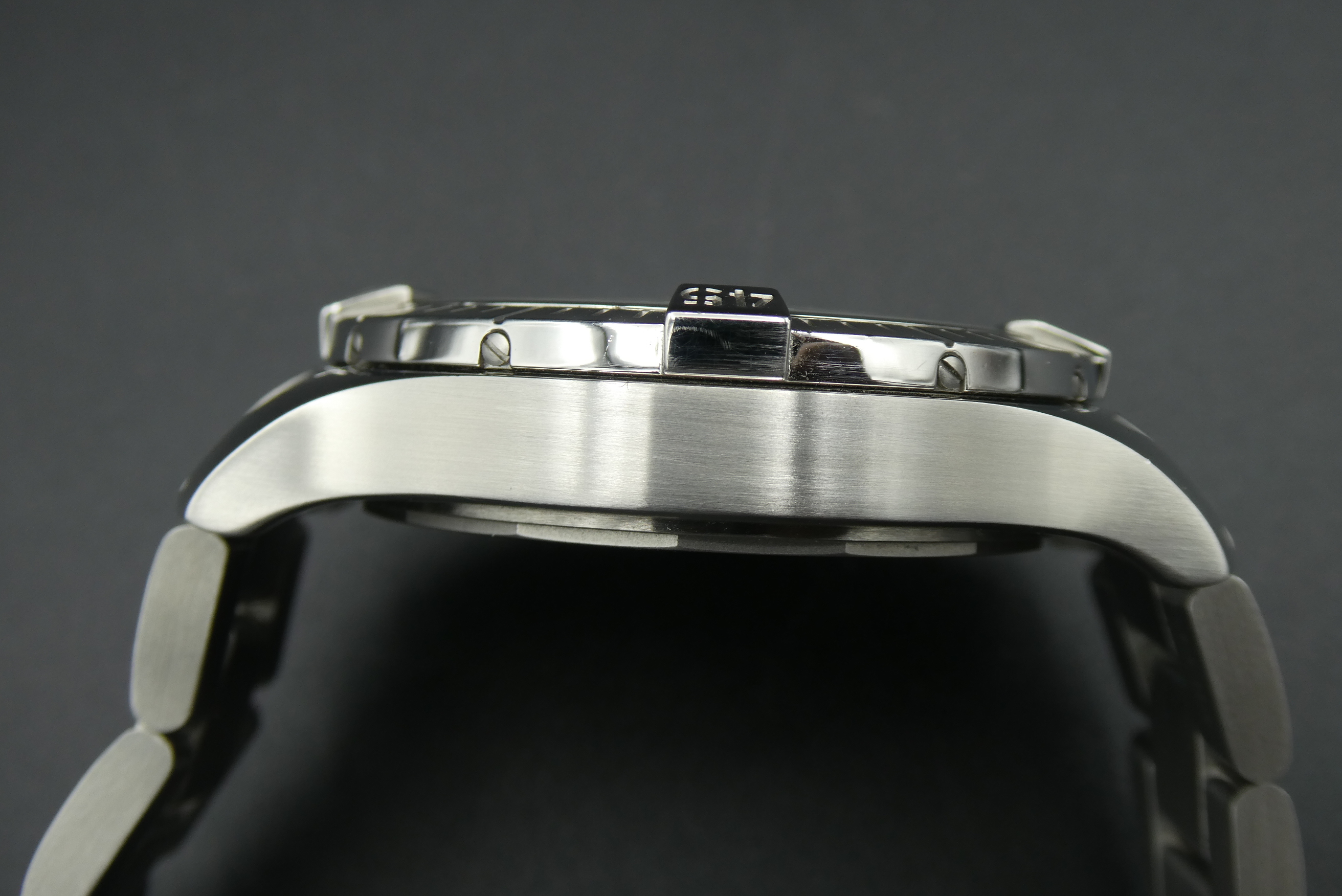 sell Breitling Avenger A17318 buyer near me