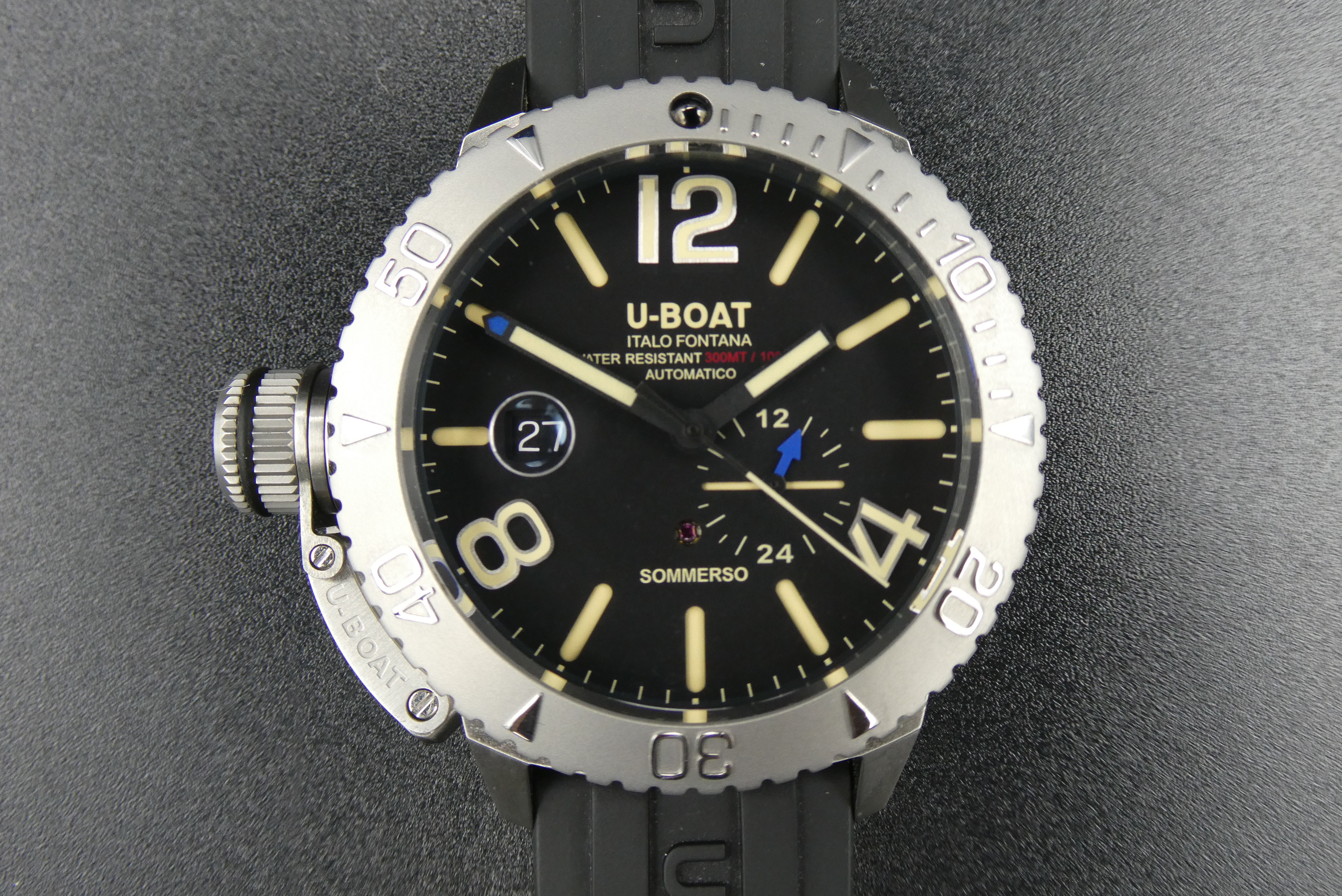 sell-used-U-Boat-watch-Submmerso-online