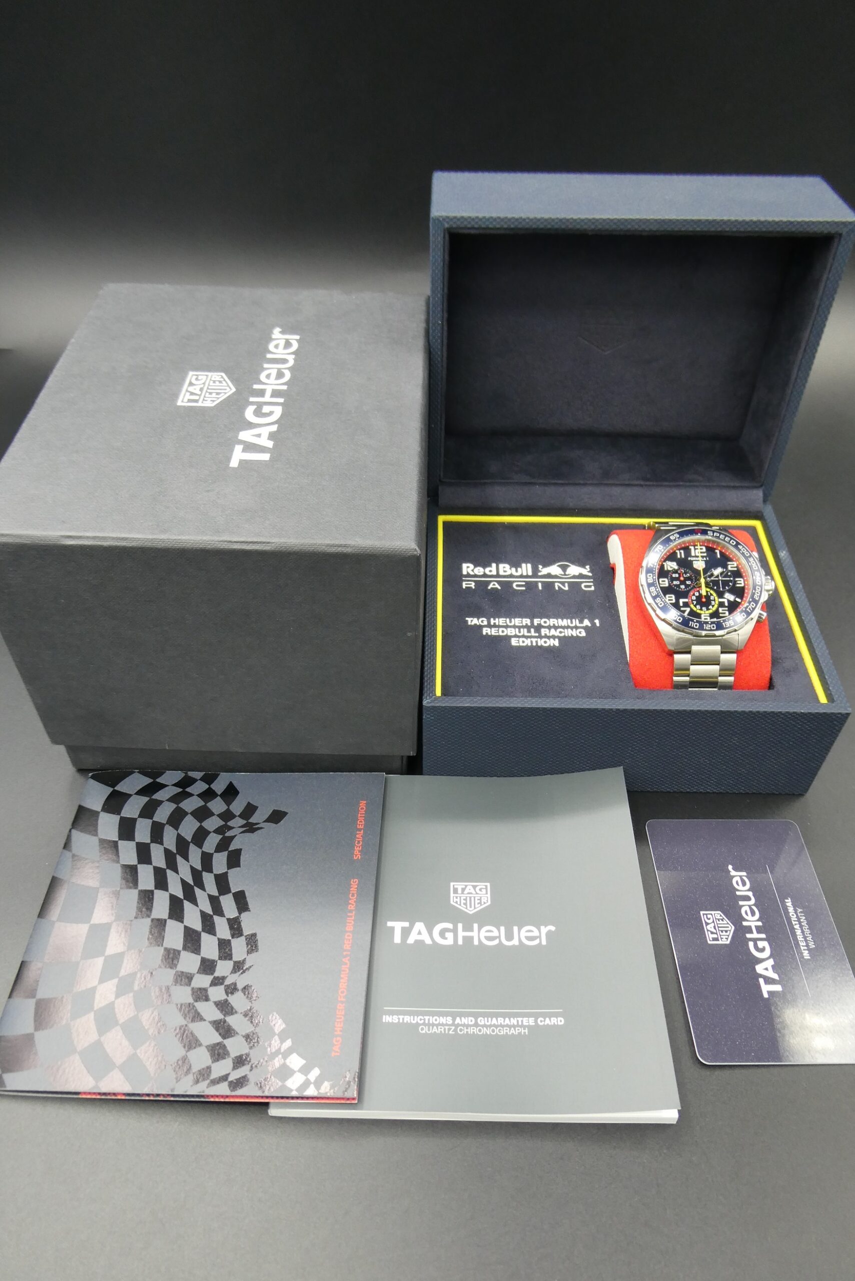 x SOLD x Tag Heuer Formula 1 Red Bull Racing Special Edition CAZ101AL.BA0842 - Image 2