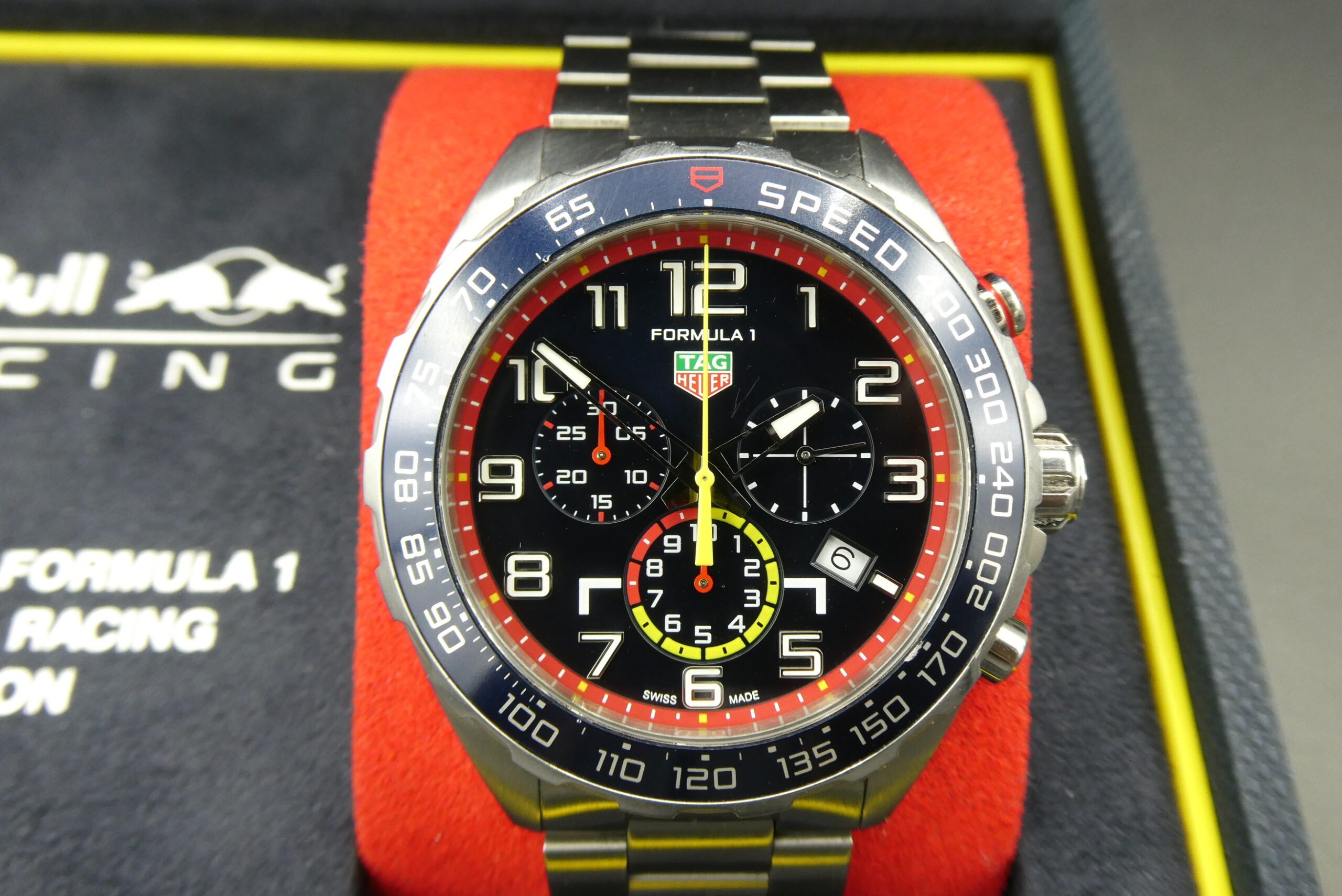 x SOLD x Tag Heuer Formula 1 Red Bull Racing Special Edition CAZ101AL.BA0842 - Image 4