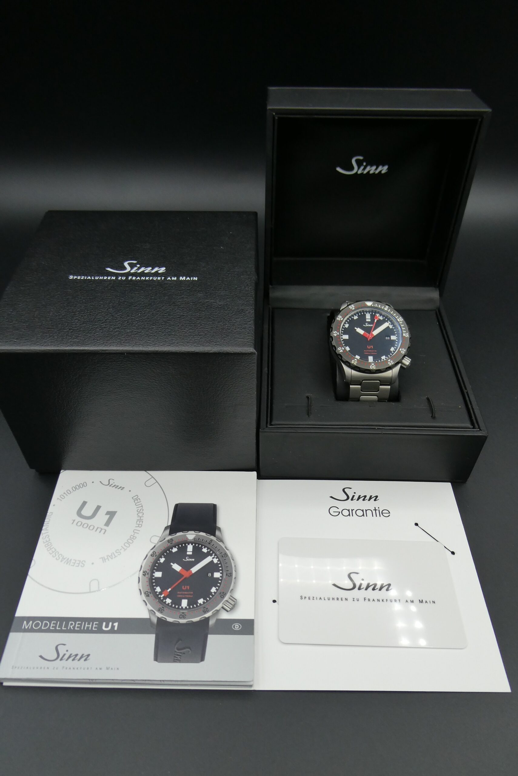 x SOLD x Sinn U1 1010.040 SDR German Submarine Steel 1000m diver - Image 2