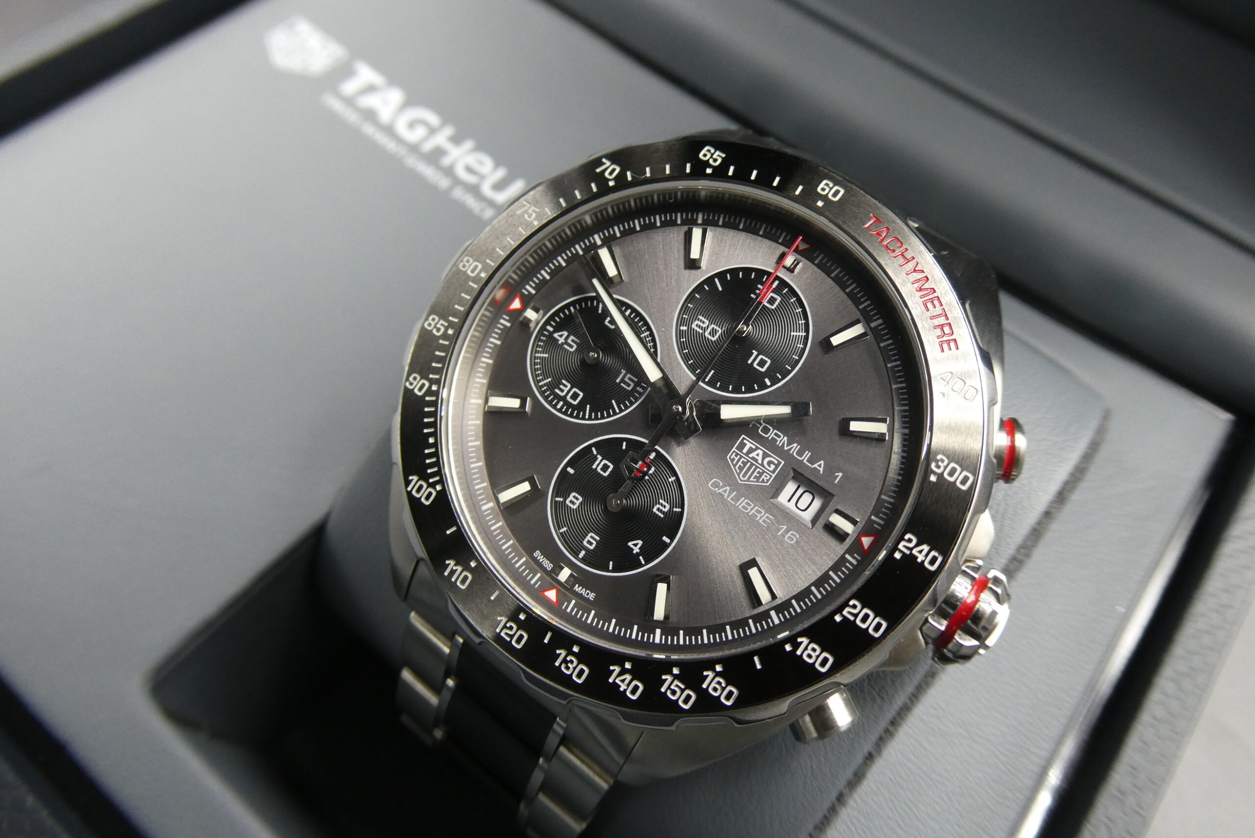 x SOLD x Tag Heuer Formula 1 F1 Calibre 16 Chronograph CAZ2012-0 - Image 4