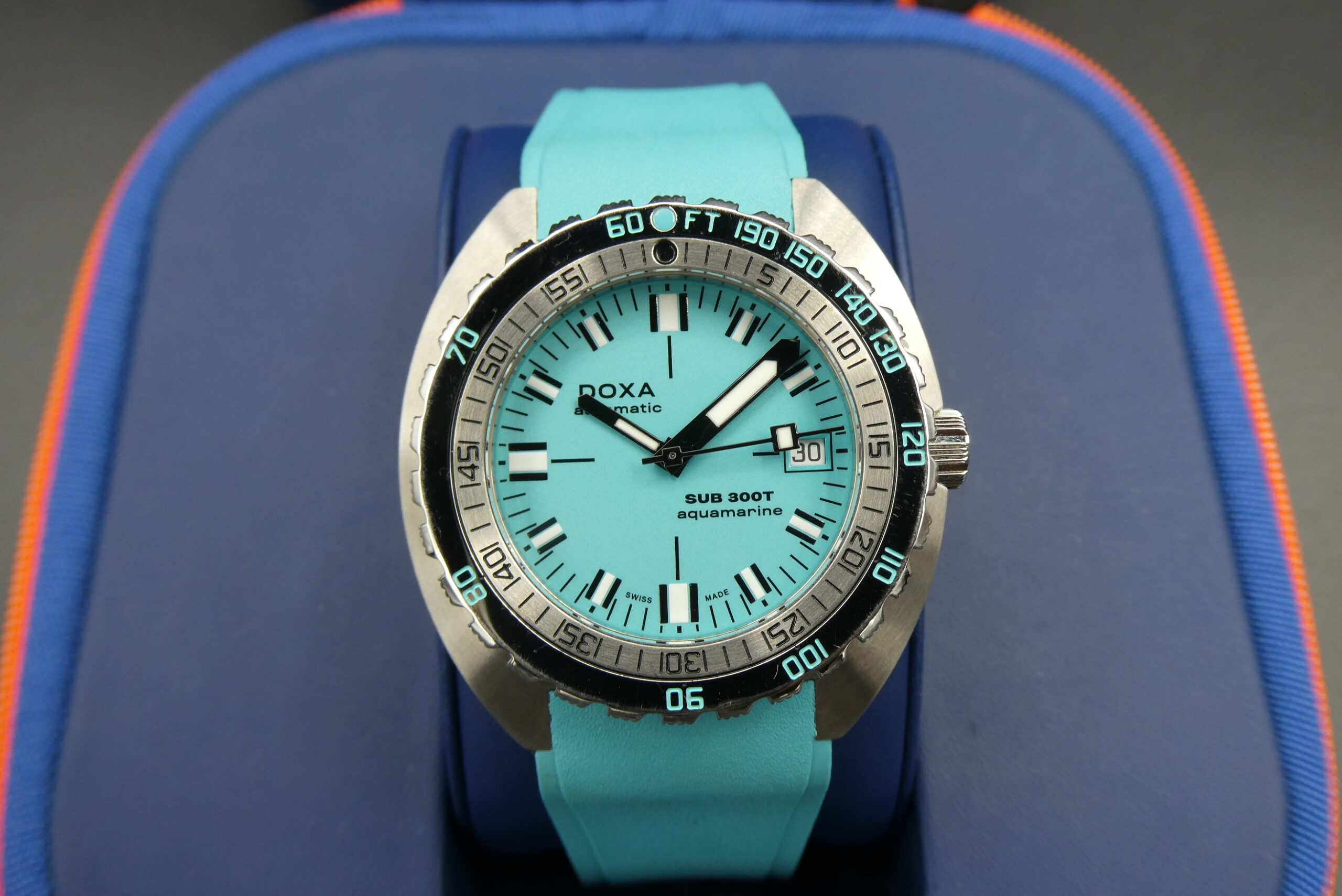 x SOLD x Doxa Sub 300T Aquamarine Limited Edition 879.10.241.25 - Image 6