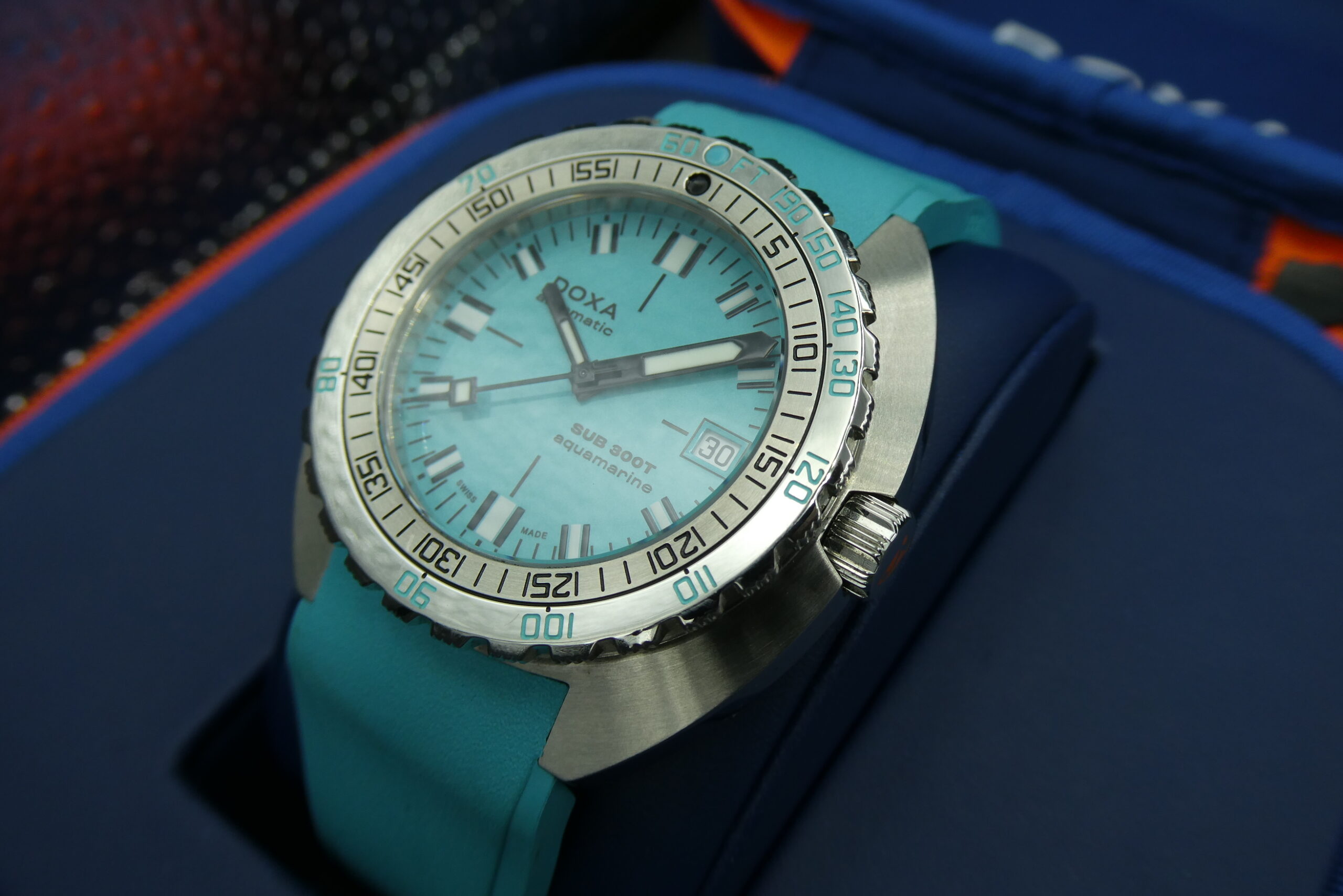x SOLD x Doxa Sub 300T Aquamarine Limited Edition 879.10.241.25 - Image 4