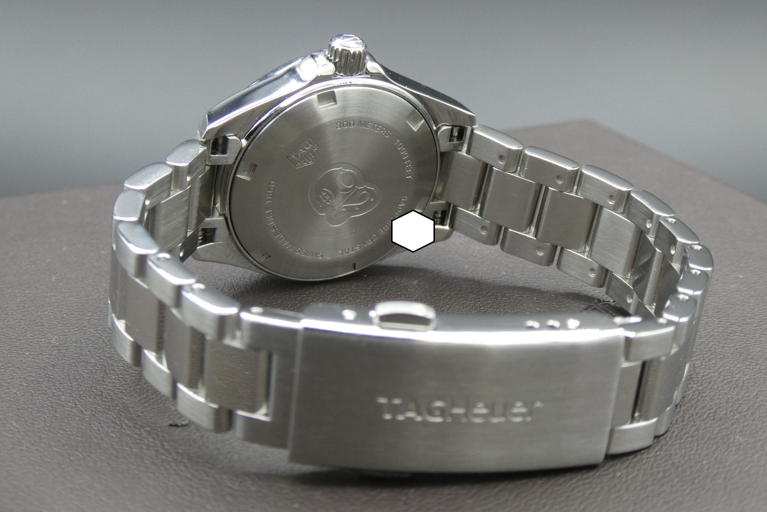 x SOLD x Tag Heuer Aquaracer Quartz 300m MOP Dial WBD1411 - Image 10
