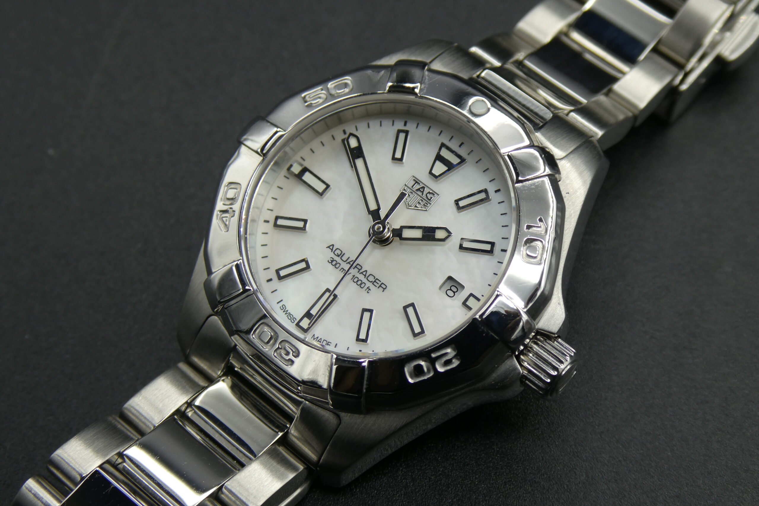 x SOLD x Tag Heuer Aquaracer Quartz 300m MOP Dial WBD1411 - Image 4