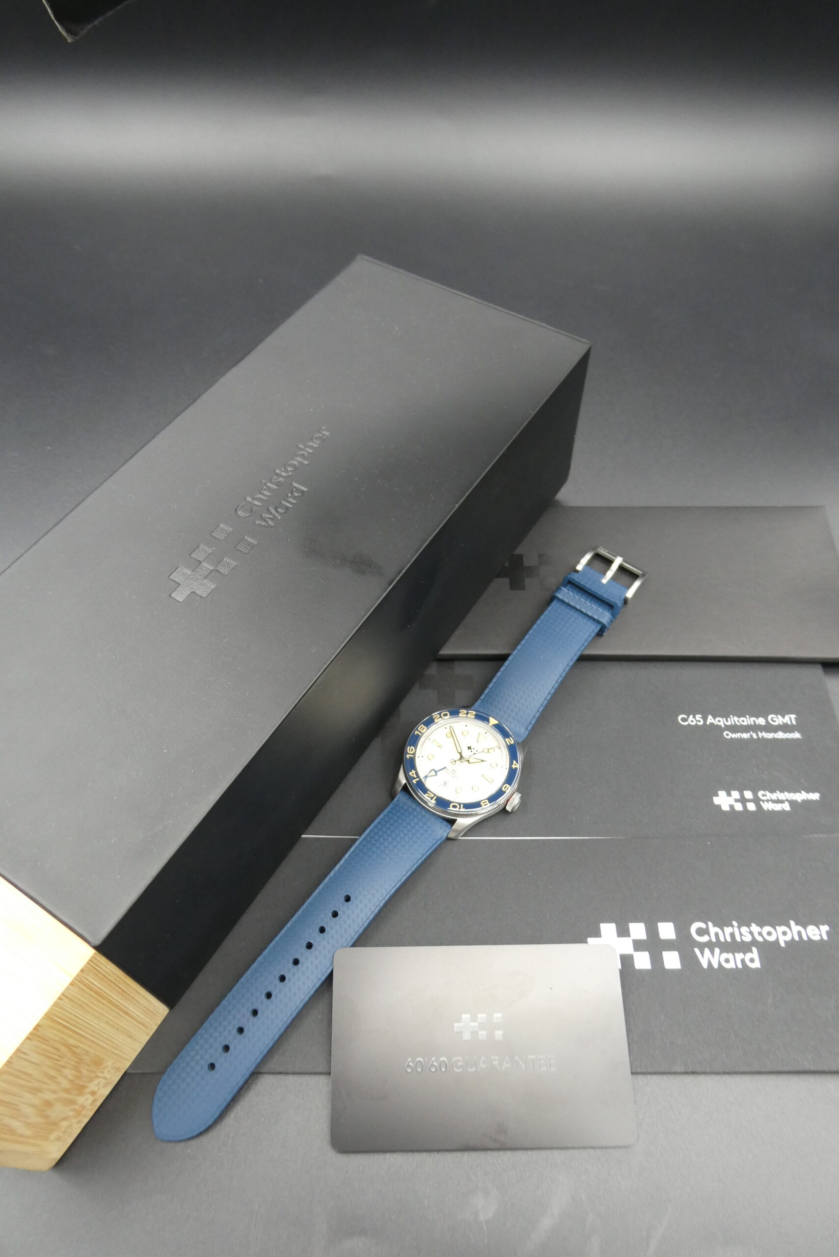 x SOLD x Christopher Ward C65 Aquitaine GMT 41mm White Sand/Blue - Image 2