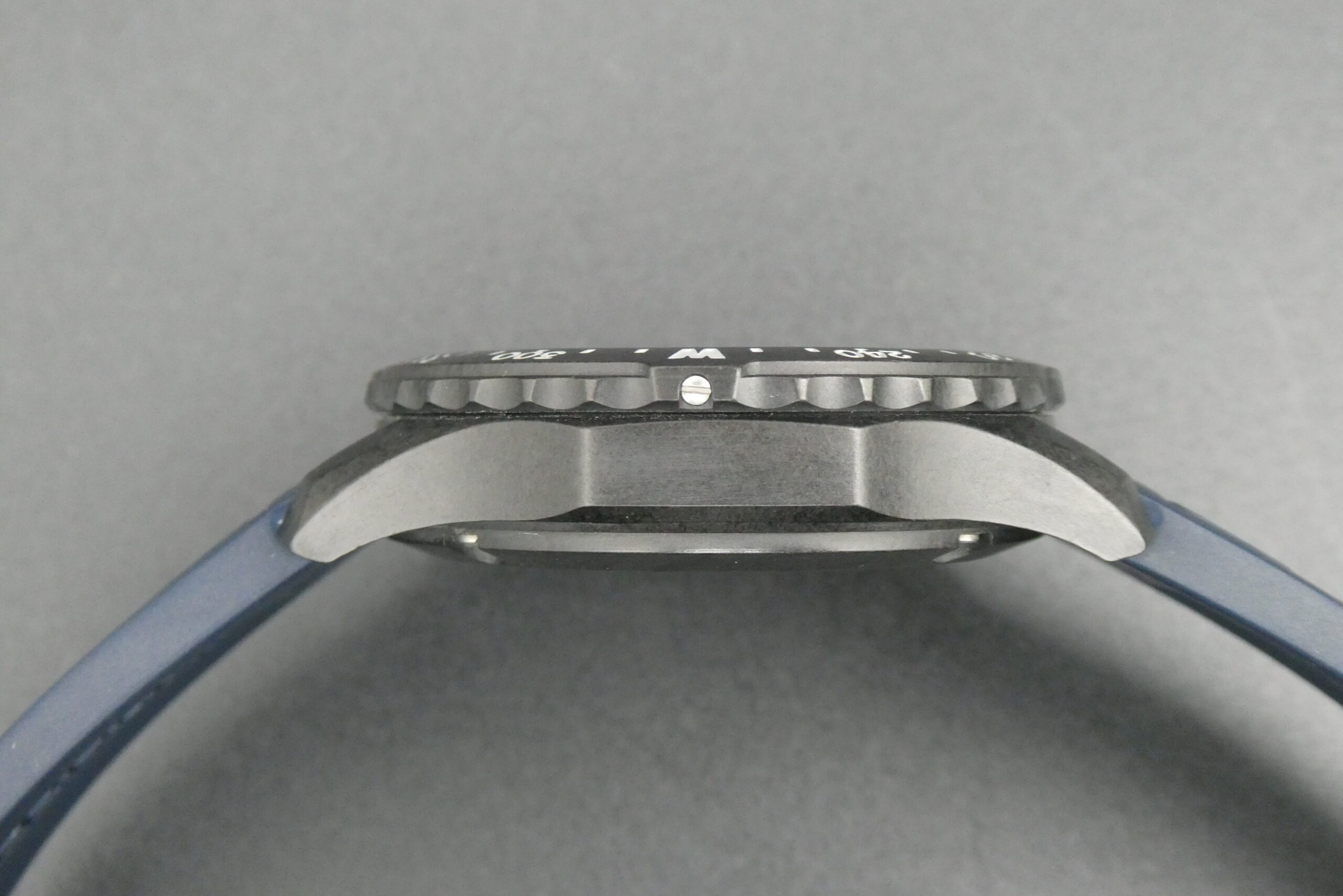 x SOLD x Breitling Endurance PRO Quartz X82310D51B1S1 Black/Blue - Image 13