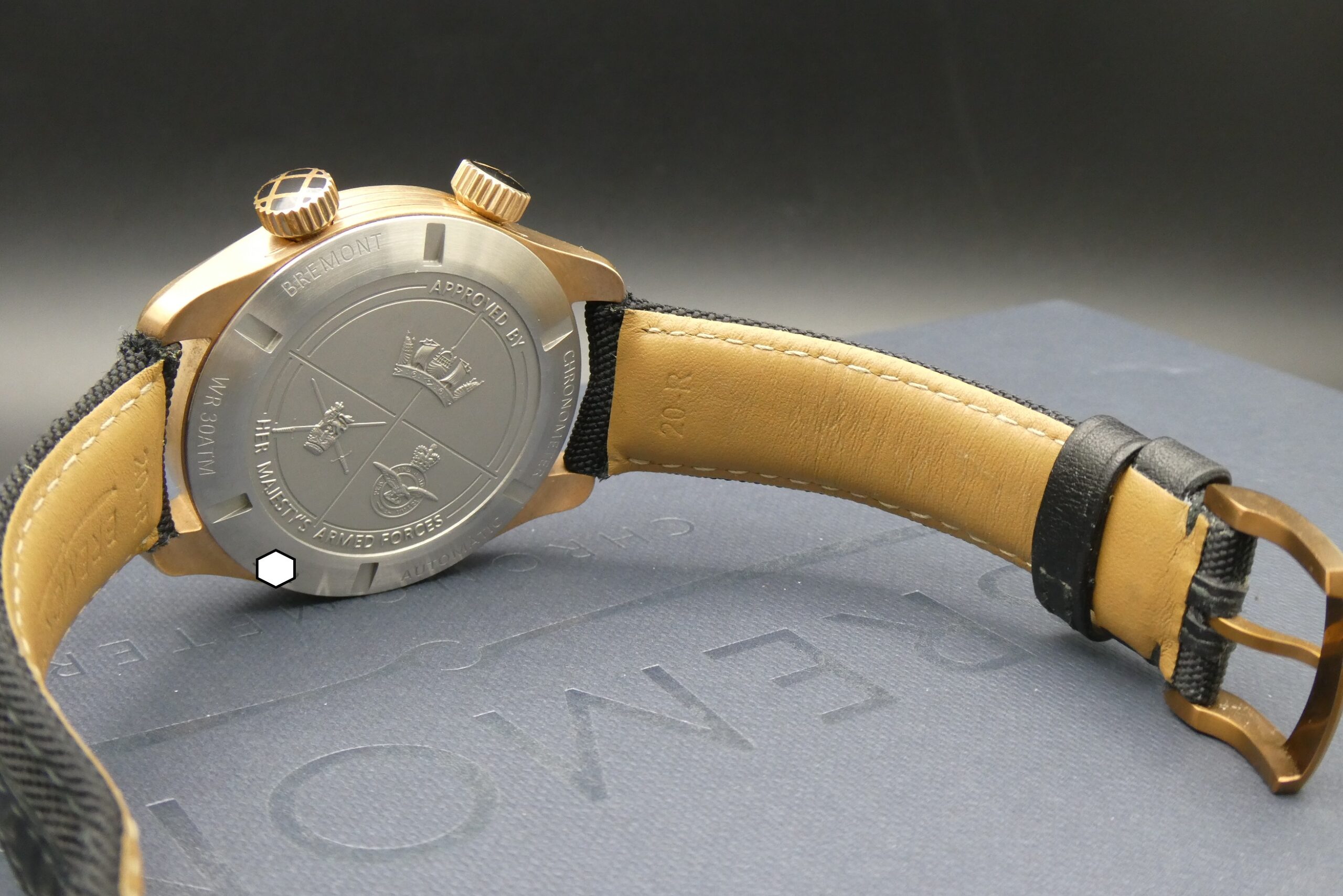 x SOLD x Bremont Argonaut Bronze Armed Forces Chronometer BZ-BK-R-S - Image 12