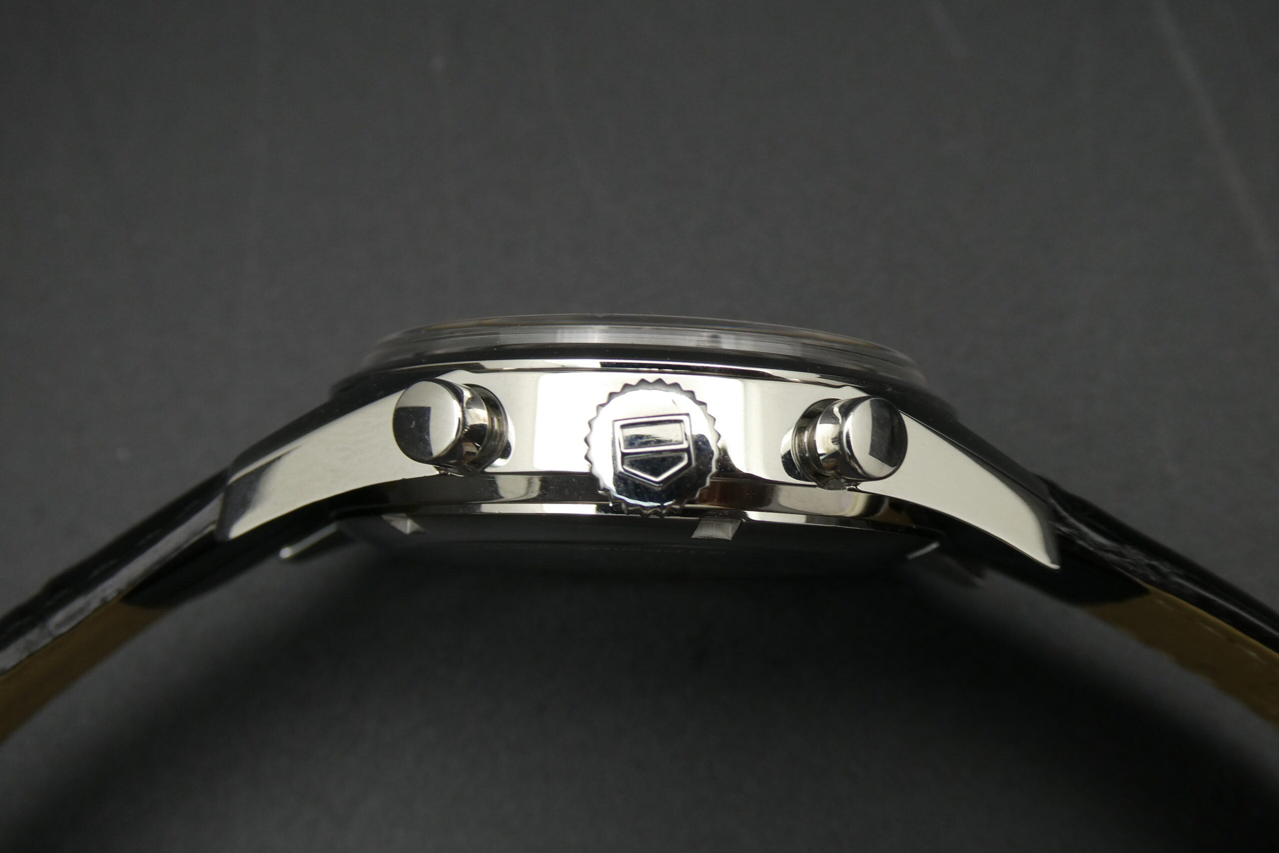 x SOLD x Tag Heuer Carrera Re-issue Calibre 17 Chronograph CV2110-0 - Image 13