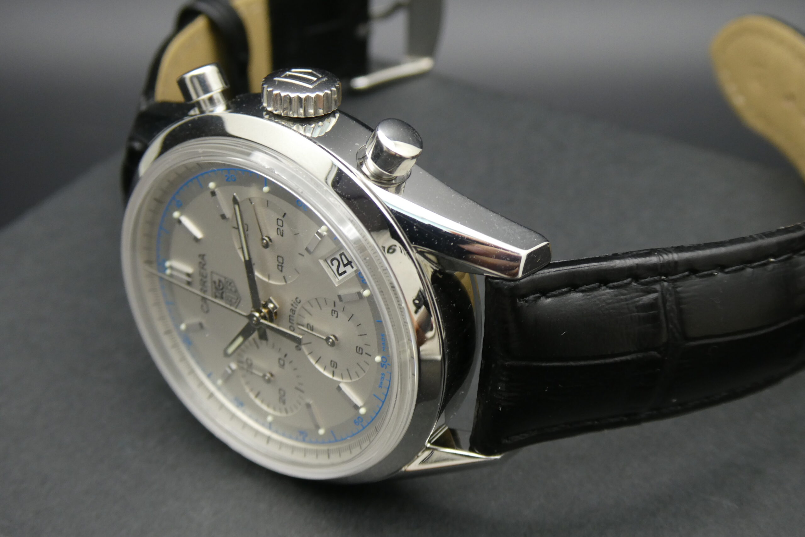 x SOLD x Tag Heuer Carrera Re-issue Calibre 17 Chronograph CV2110-0 - Image 10