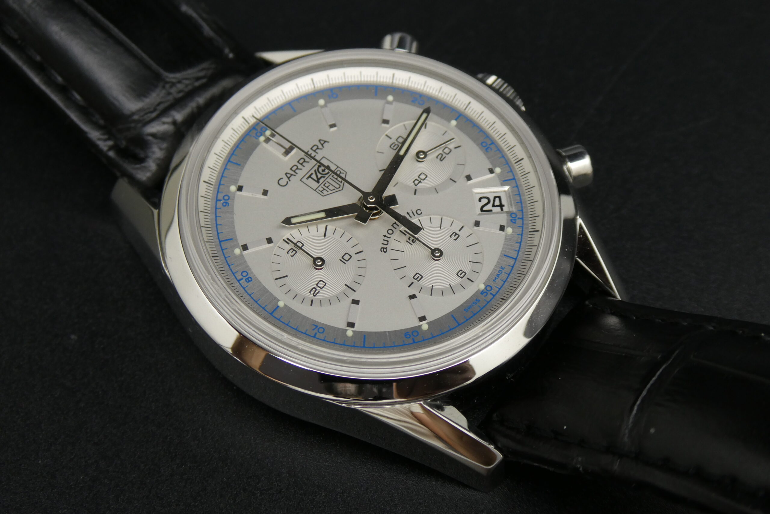 x SOLD x Tag Heuer Carrera Re-issue Calibre 17 Chronograph CV2110-0 - Image 7