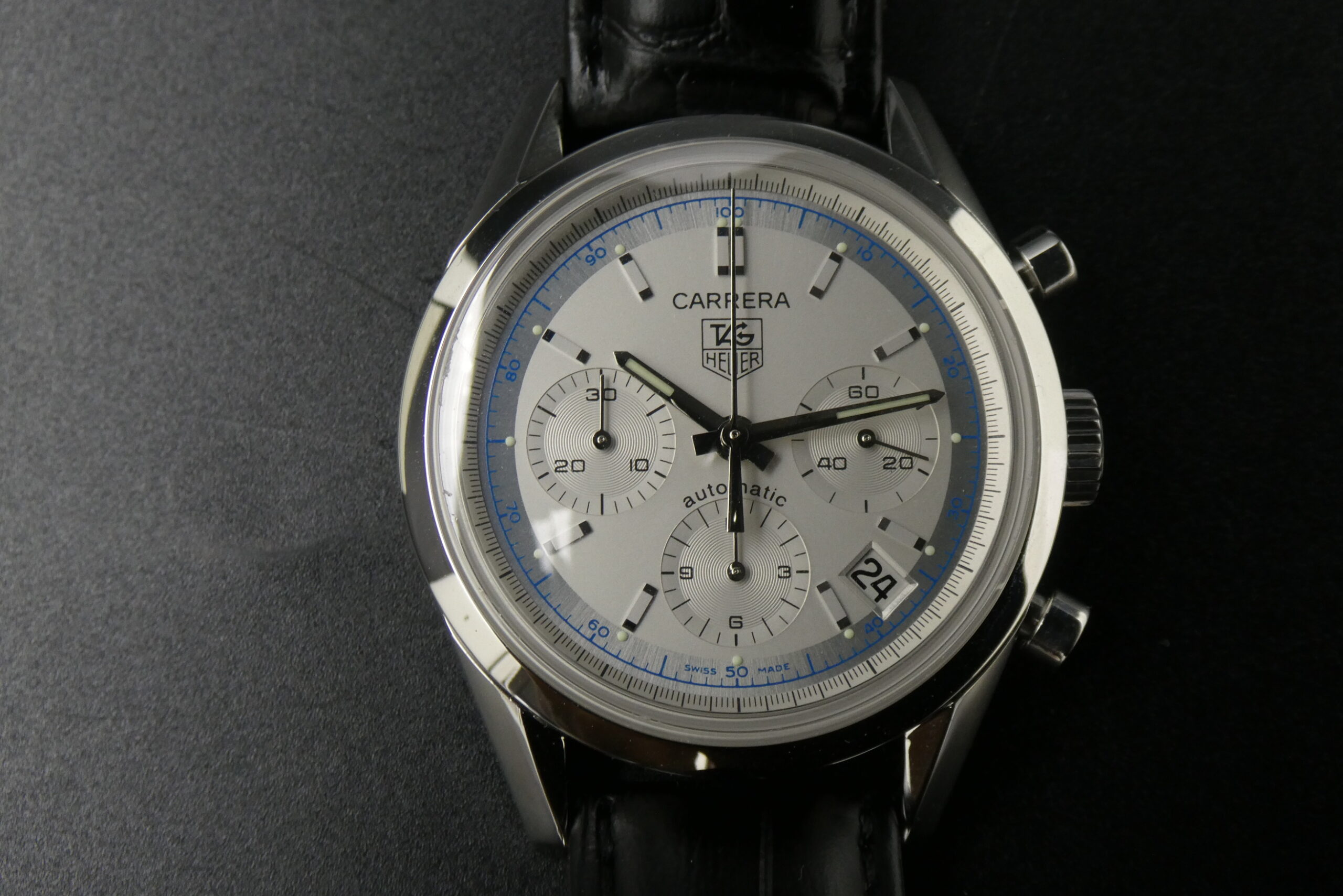 x SOLD x Tag Heuer Carrera Re-issue Calibre 17 Chronograph CV2110-0 - Image 6