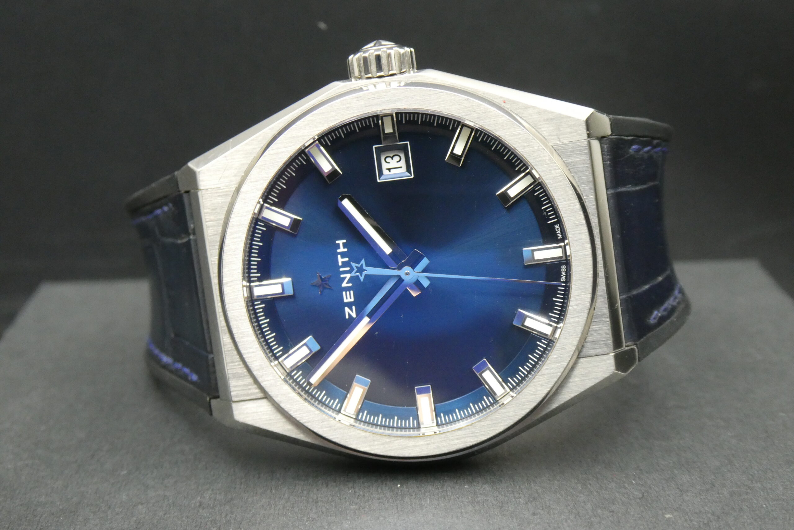 x SOLD x Zenith Defy Classic 95.9000.670/51 Titanium Blue dial 41mm - Image 7