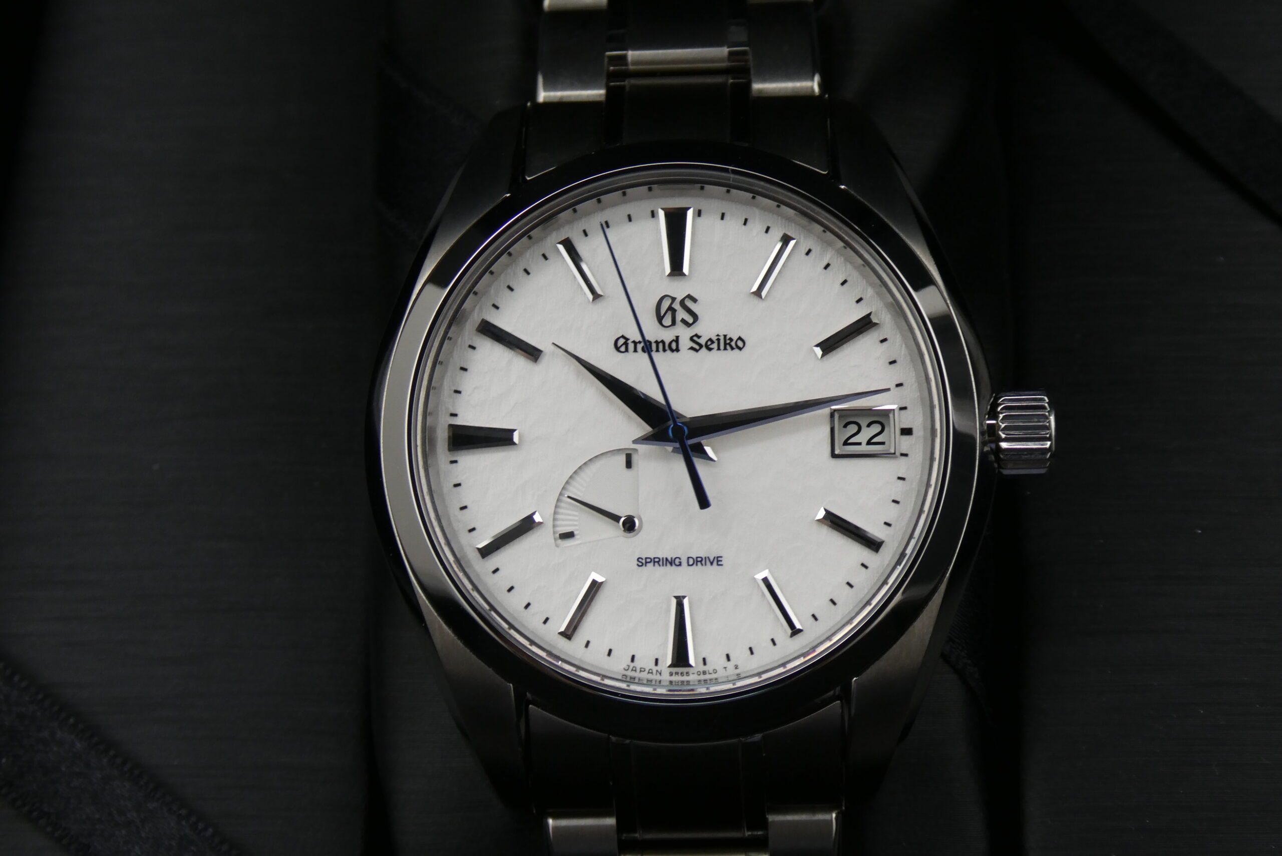 x SOLD x Grand Seiko Snowflake Heritage Titanium SBGA211 Spring Drive - Image 5