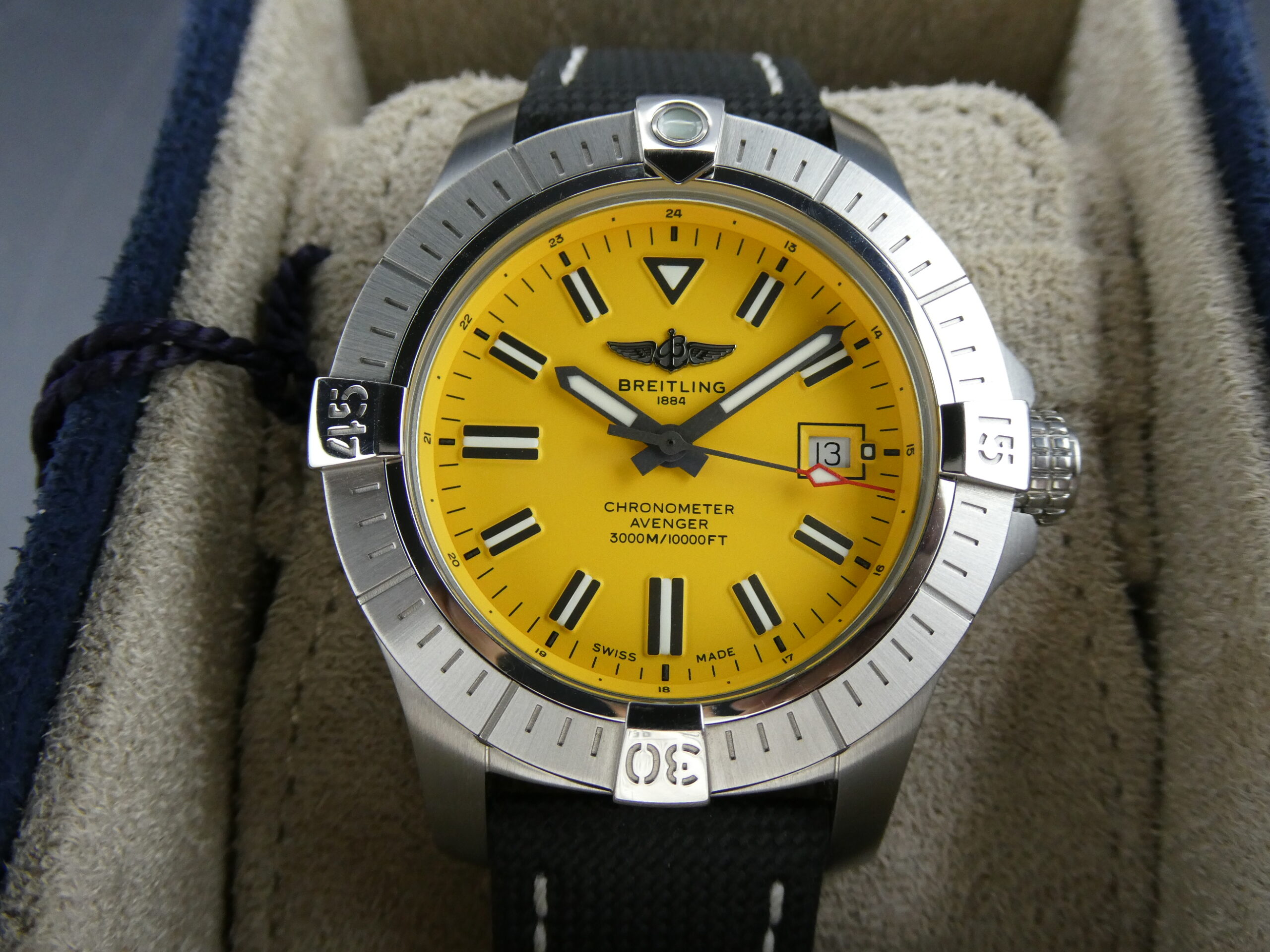 x SOLD x Breitling Avenger 45 Seawolf 3000m A17319 A17319101I1X1 - Image 8