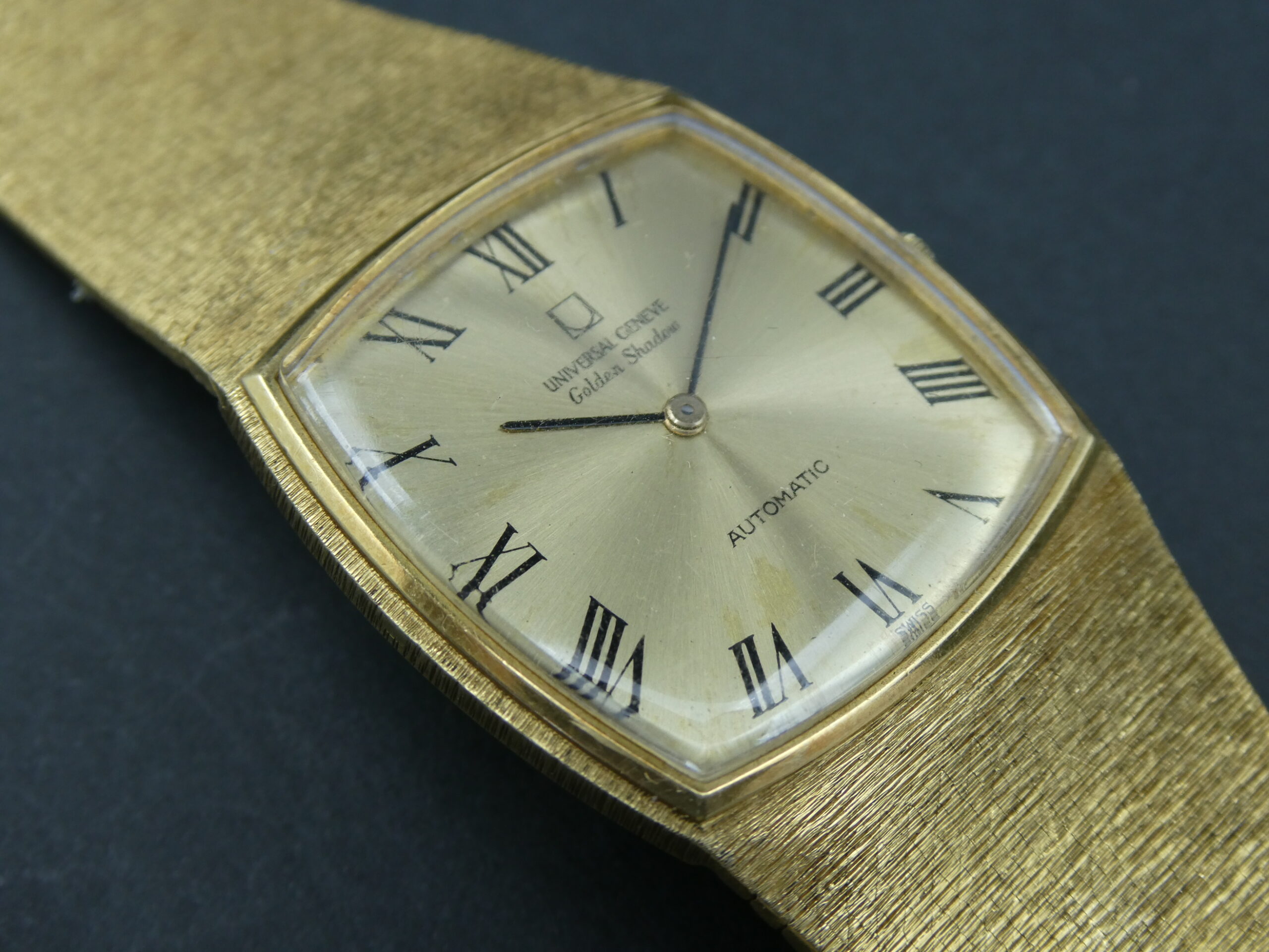 x SOLD x Universal Geneve Golden Shadow 16608 Micro-rota 18ct Gold - Vintage - Image 3