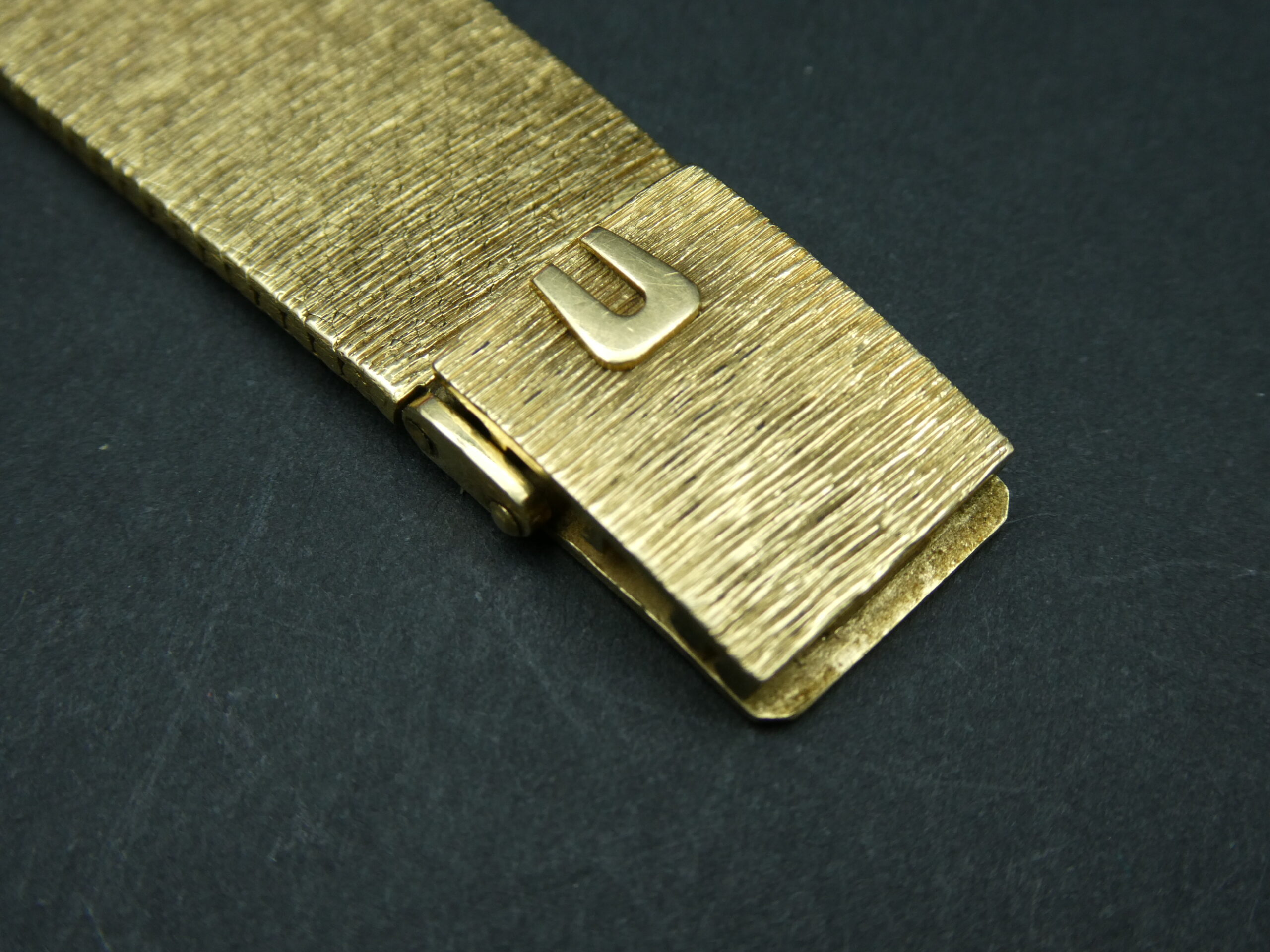 x SOLD x Universal Geneve Golden Shadow 16608 Micro-rota 18ct Gold - Vintage - Image 13