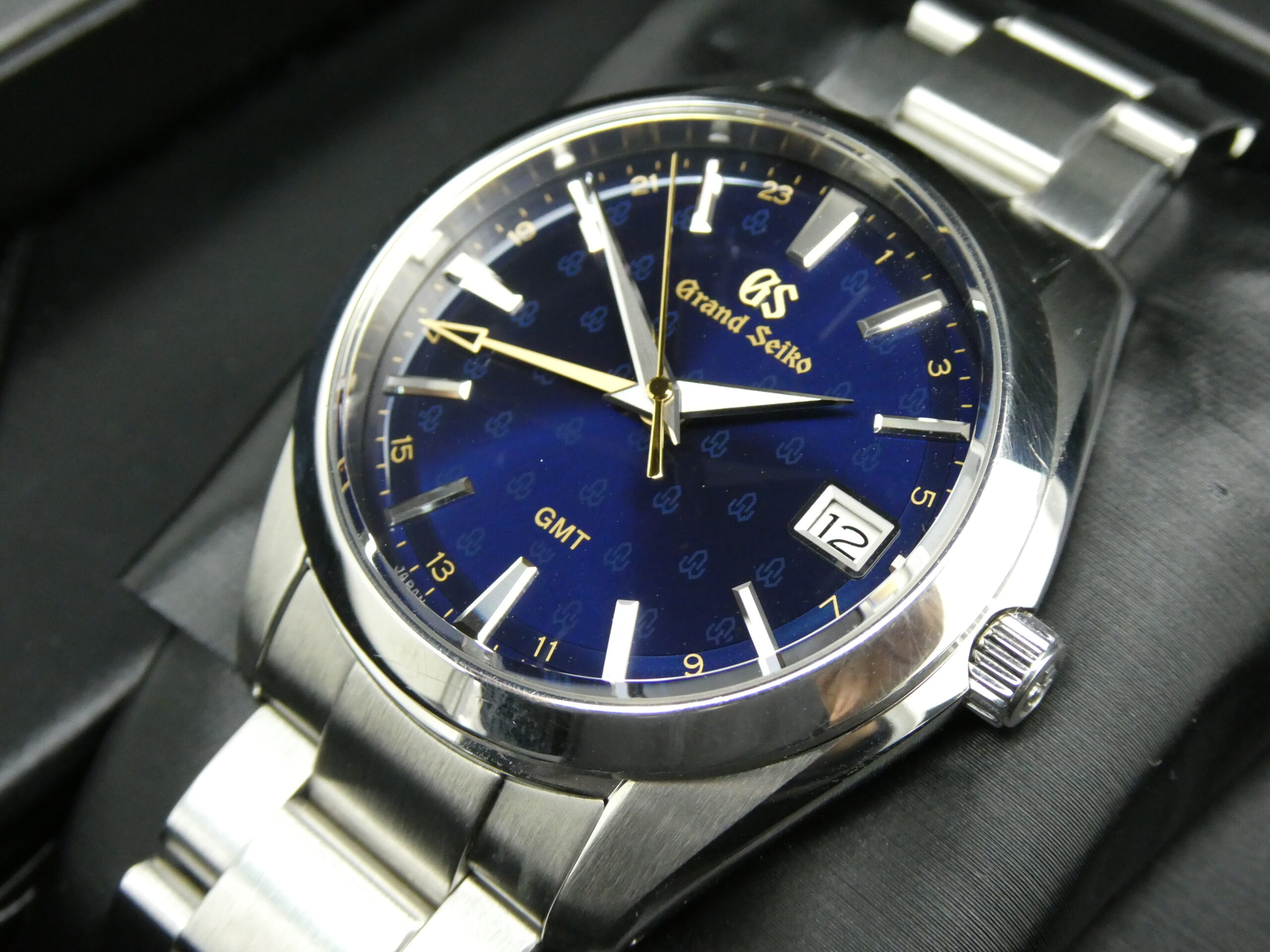x SOLD x Grand Seiko Heritage Collection Quartz GMT SBGN009 - Image 6