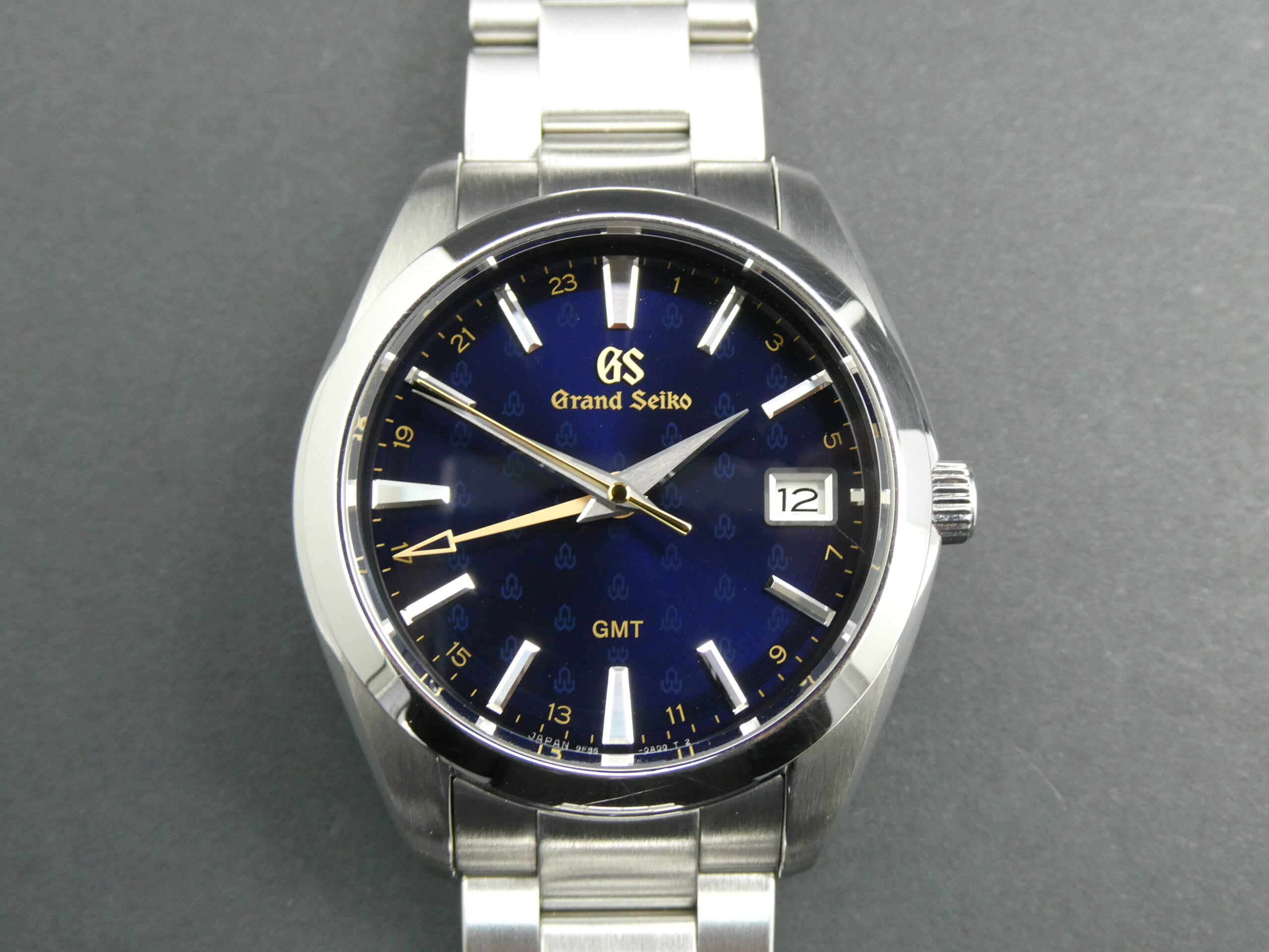 x SOLD x Grand Seiko Heritage Collection Quartz GMT SBGN009 - Image 8