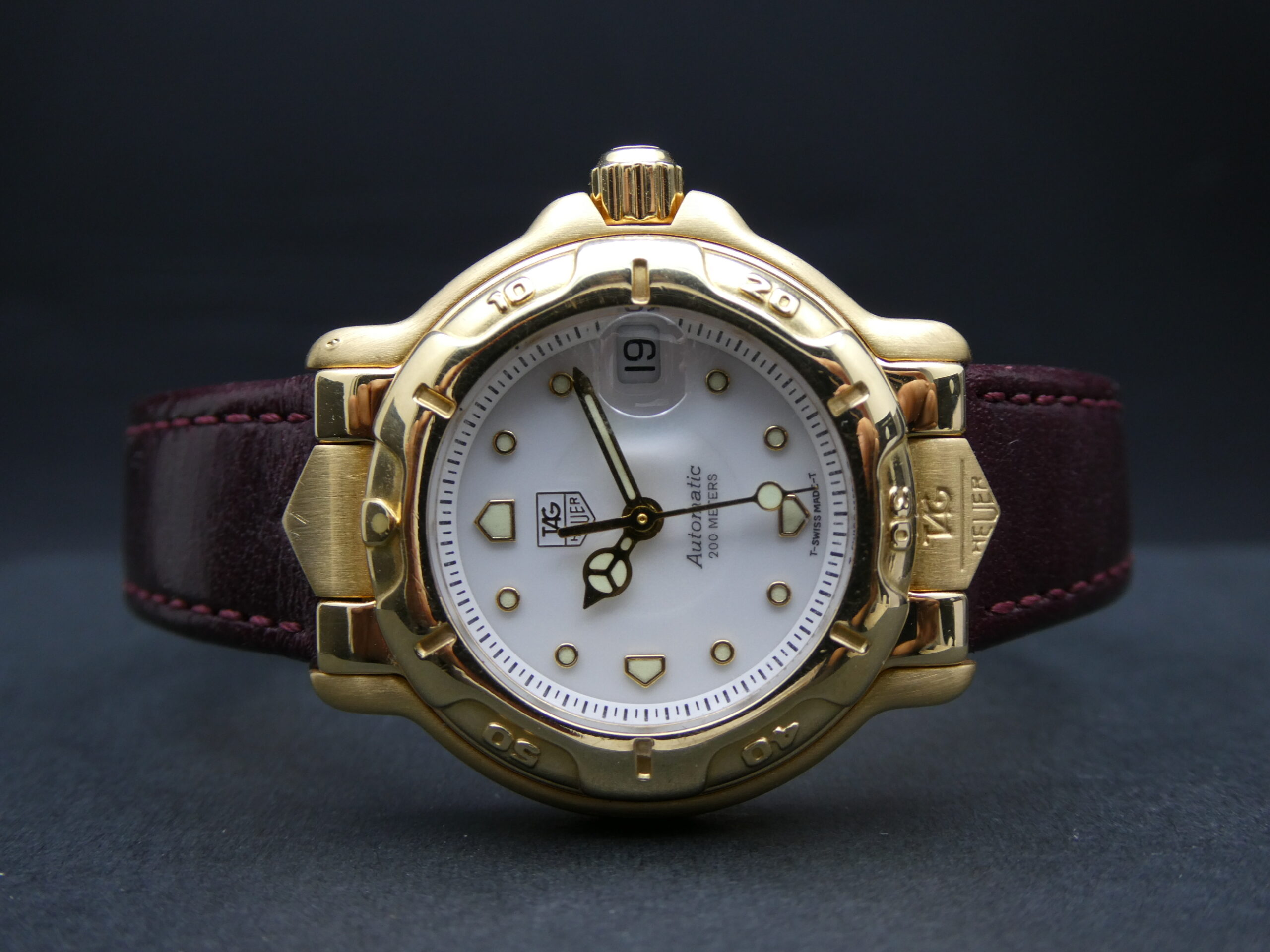 Tag Heuer 6000 18ct Solid Gold WH234 29mm - Image 9