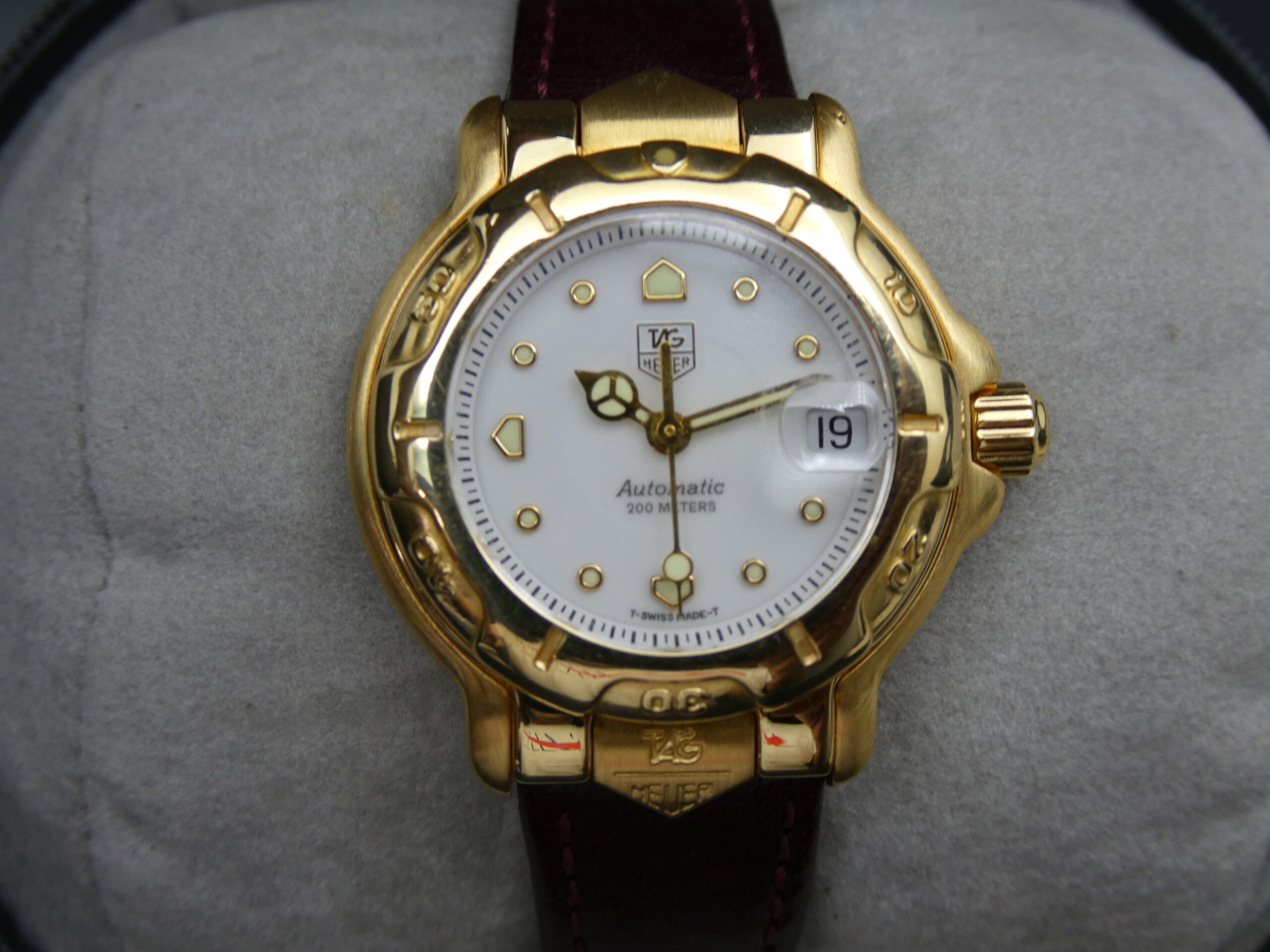 Tag Heuer 6000 18ct Solid Gold WH234 29mm - Image 3