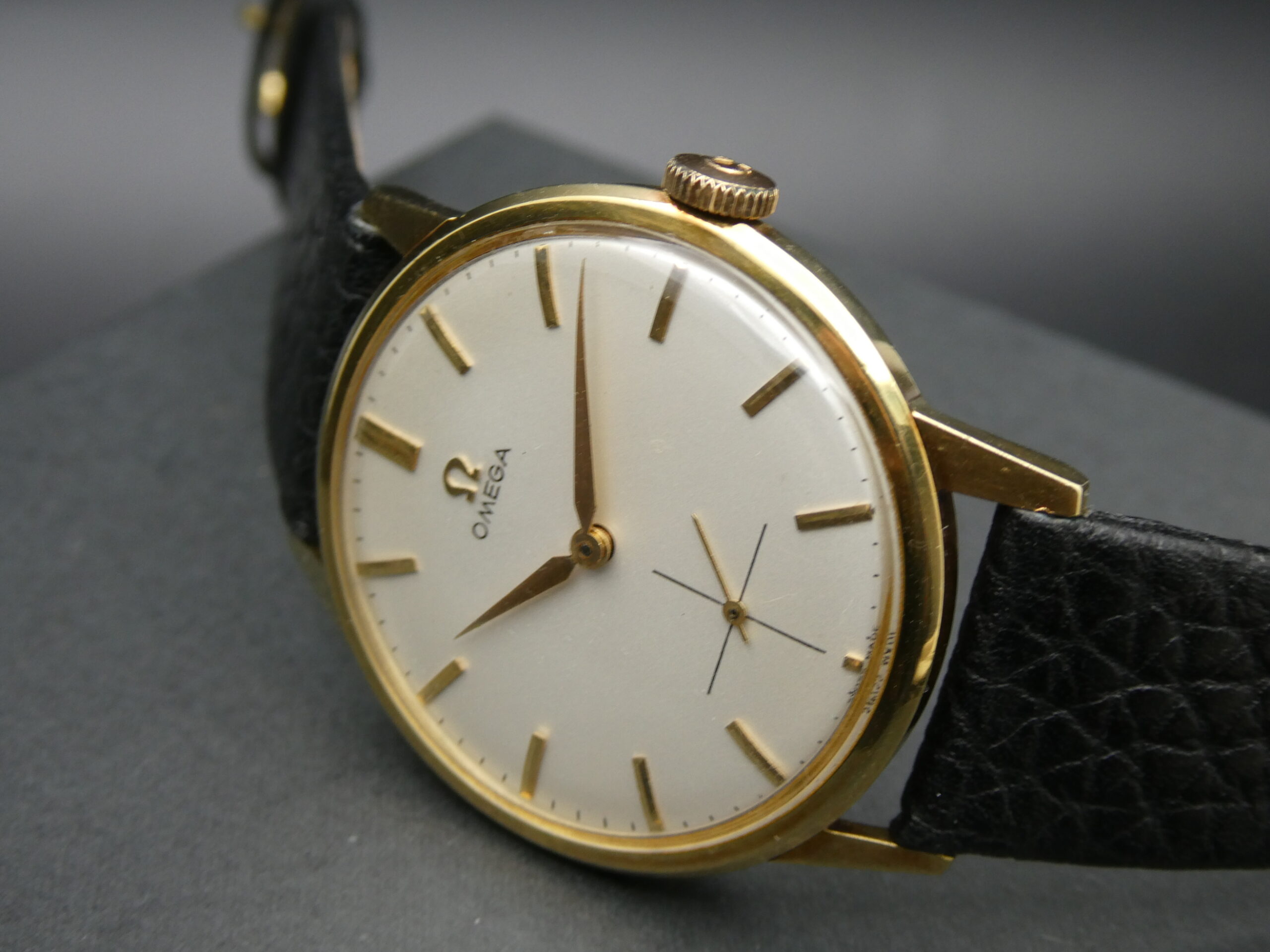 x SOLD x Omega manual wind 14ct Gold 34mm 14715-61 - Vintage - Image 7