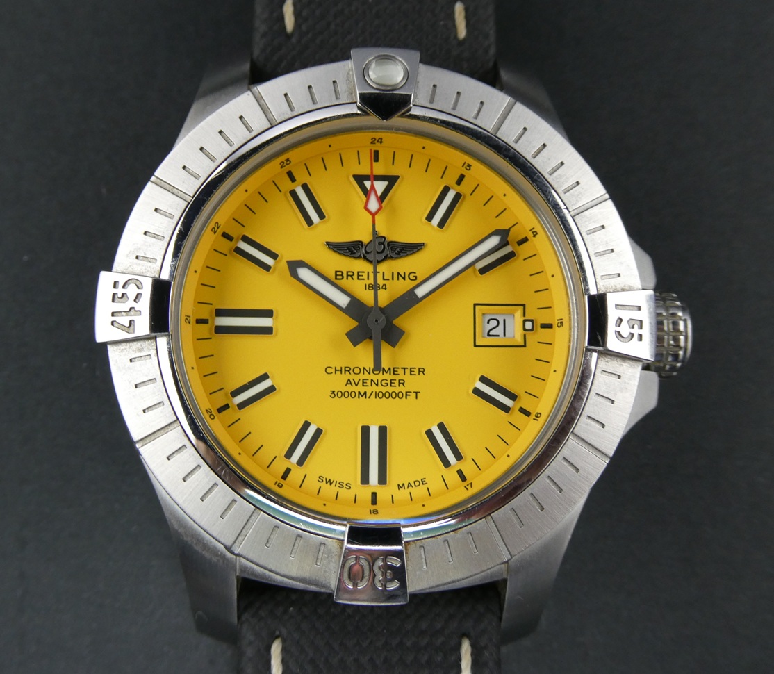Breitling Avenger 45 Seawolf 3000m A17319 A17319101L1X1