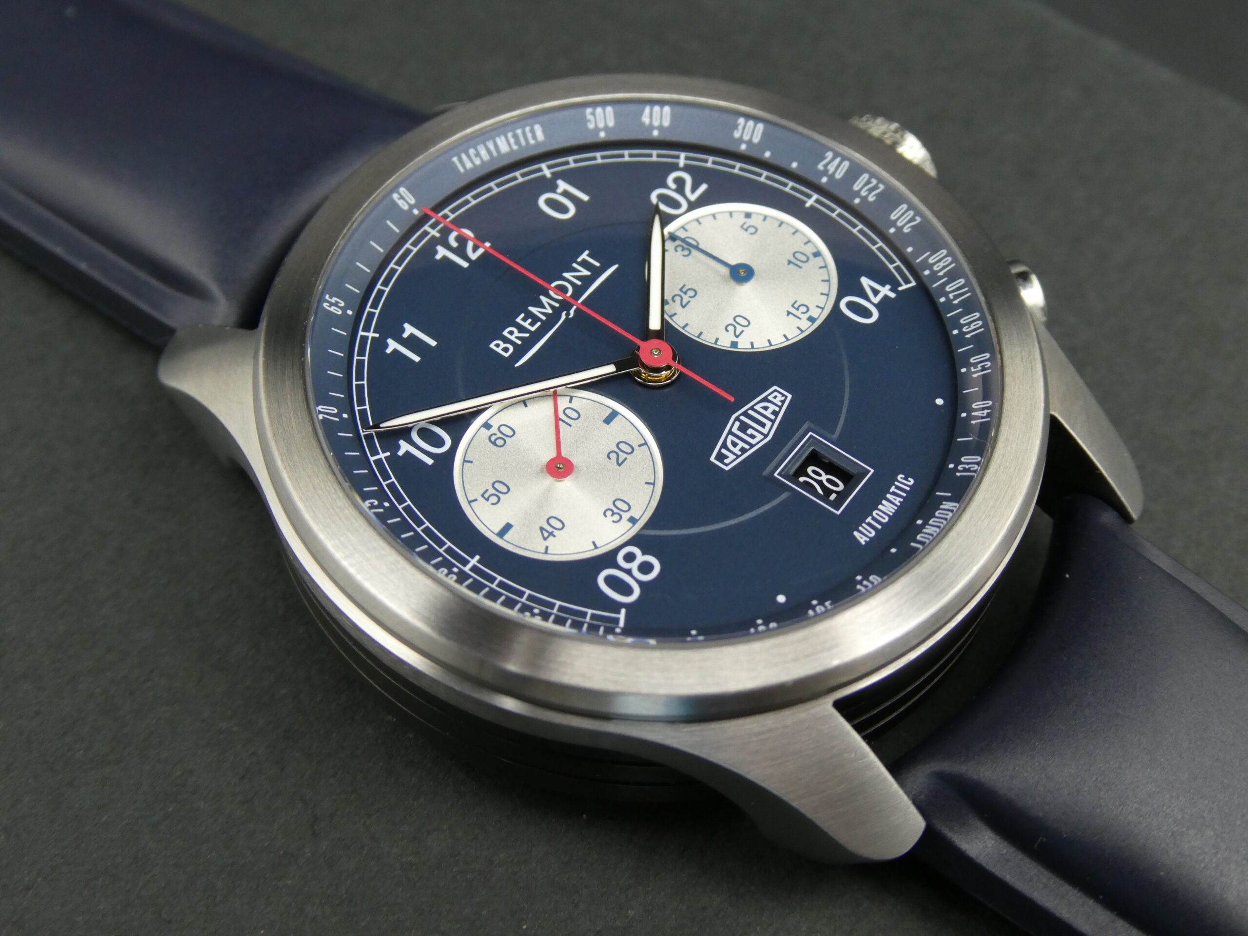 x SOLD x Bremont Jaguar D Type Limited Edition D-TYPE-BL-R-S - Image 3
