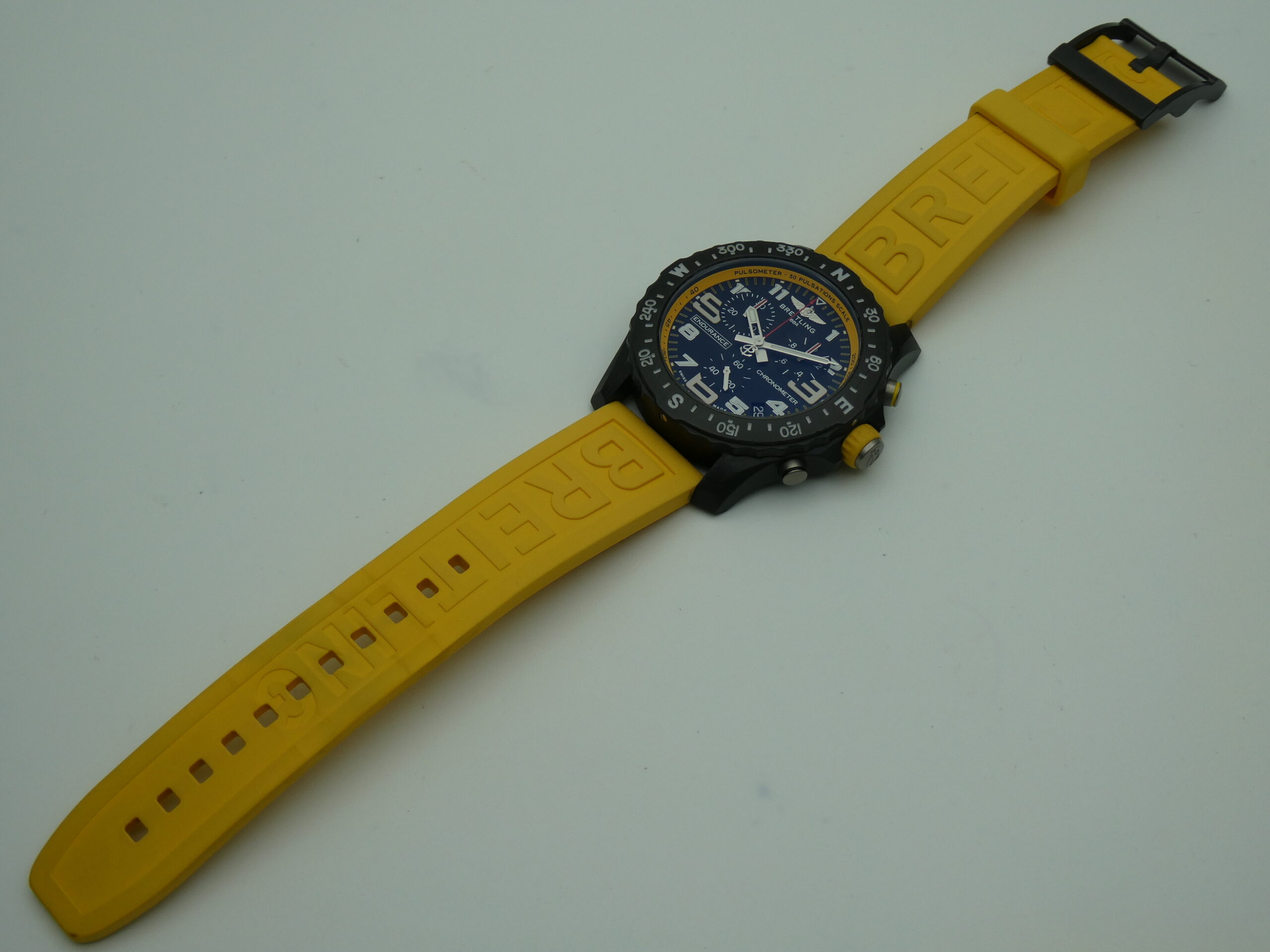 Breitling Endurance PRO 44 chronograph X82310A41B1S1 Yellow - Image 11
