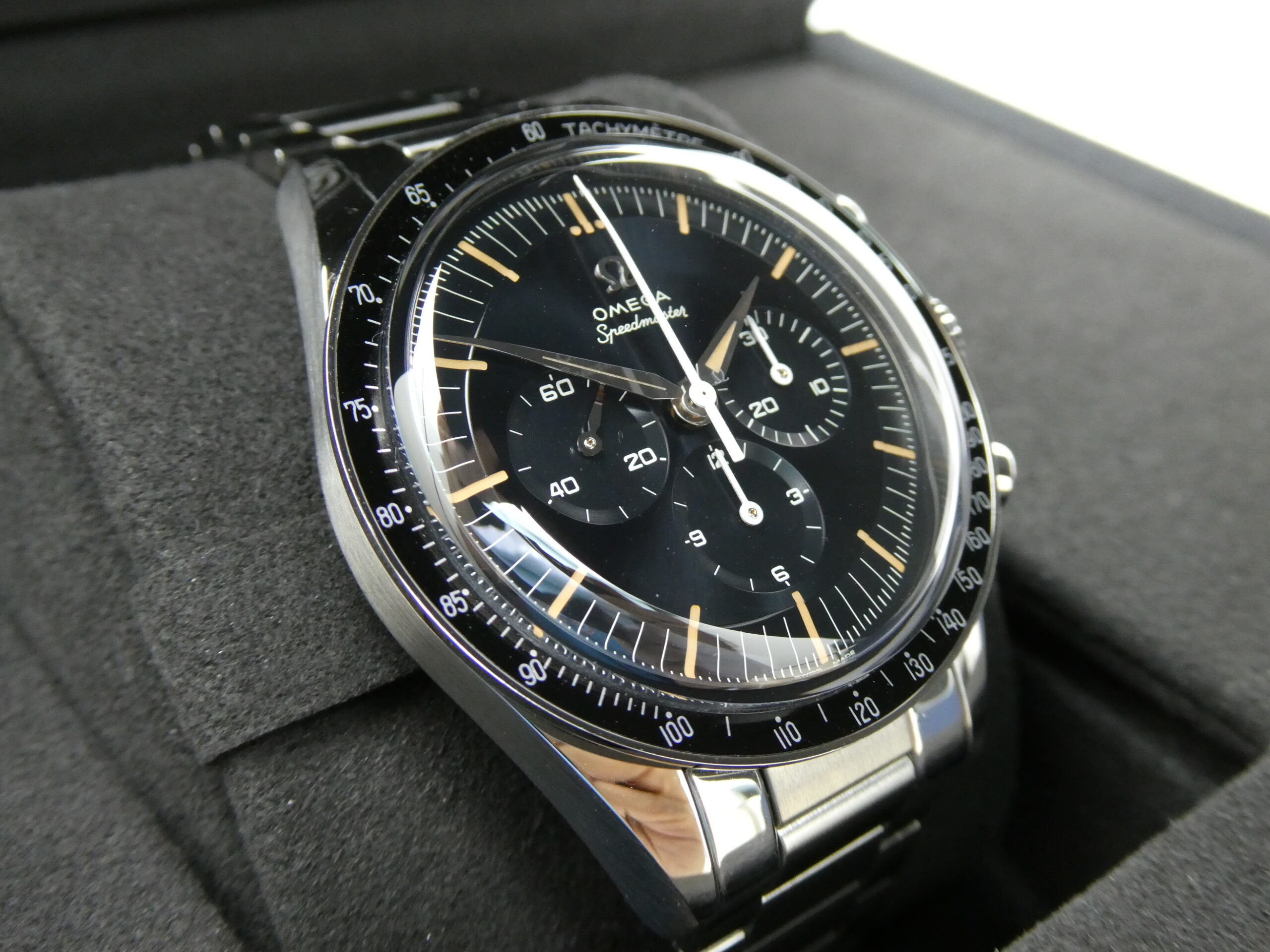 Omega Speedmaster First Omega in Space 310.30.40.50.06.001 - Image 8